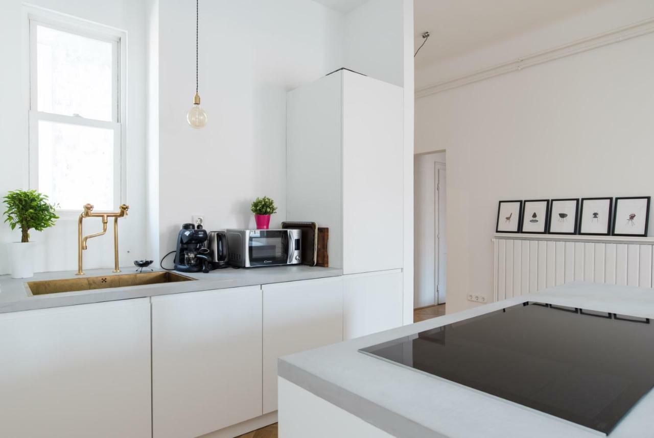 Klauzal Apartment W/3 Bedrooms, French Balcony Budapest Kültér fotó